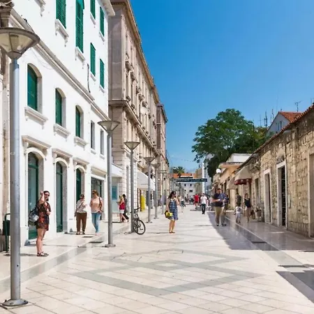 Iva - Modern Downtown * Split